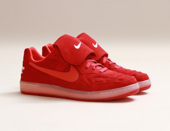 Die schönsten Sneaker des Jahres - Nike NSW Tiempo „94 Gym Red Light