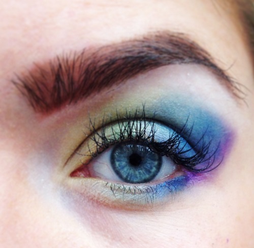 Styling- und Beauty-Tipp Berlin – Augen Makeup Tutorial | Rainbow Eye