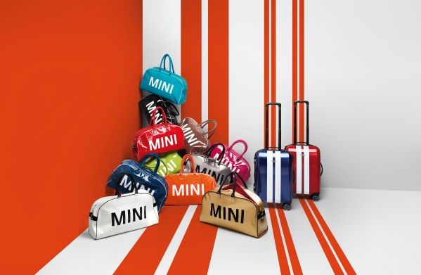 Fashion News 2014: Mini bags and backpacks for cosmopolitans