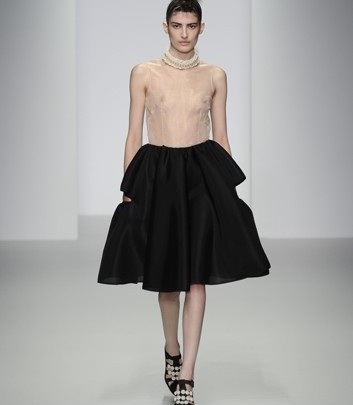 Simone Rocha, für Sie – Fashion News 2014 Frühlings- und Sommerkollektion