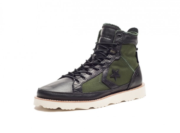 The coolest sneakers 2014: Undefeated x Converse Pro Field Hi-Black/Rifle