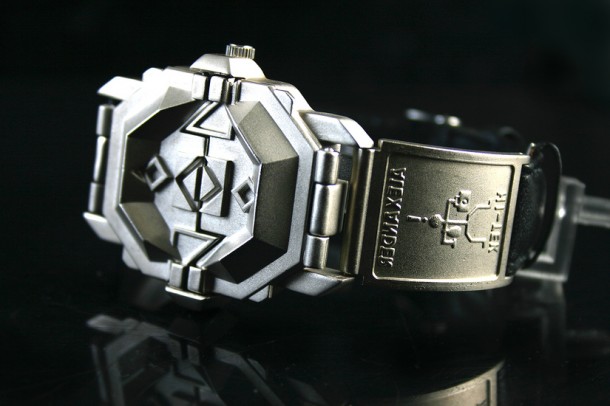 Die coolsten Chronometer 2014: Hi Tek Designs London - Wrist Watch by ALEXANDER