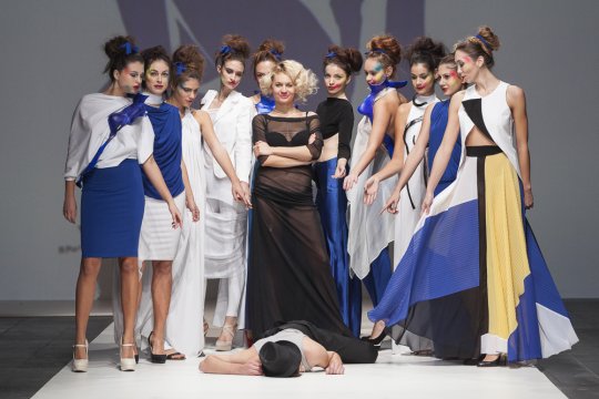 Dreft Fashion Week Zagreb Mai 2014 präsentiert – Zjena Glamocanin, für Sie F/S14
