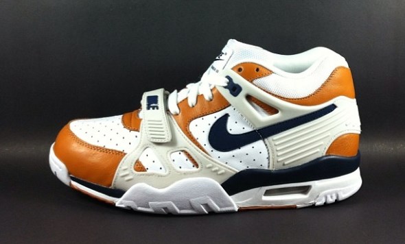 The most beautiful Sneakers 2014: Nike Air Trainer III – Medicine Ball