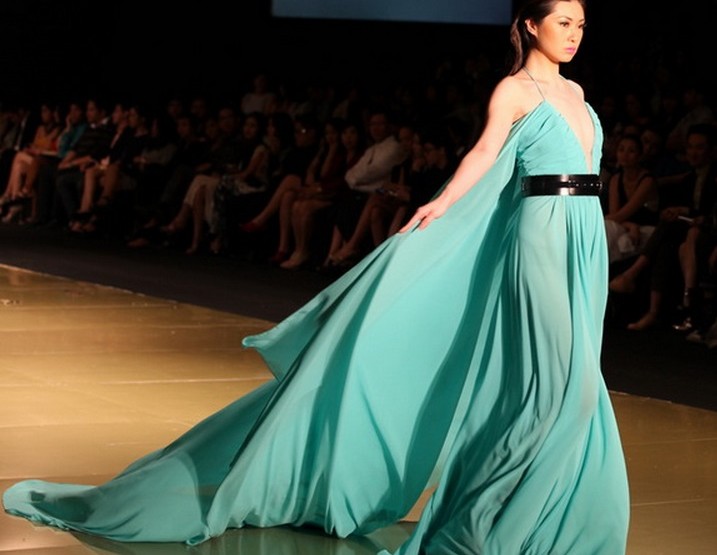 Canada Philippine Fashion Week Juni 2014 präsentiert – Noel Crisostomo, für Sie