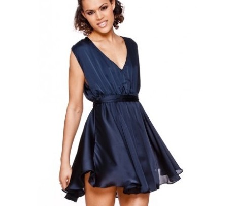 Timeless classic piece in navy blue by Stylein