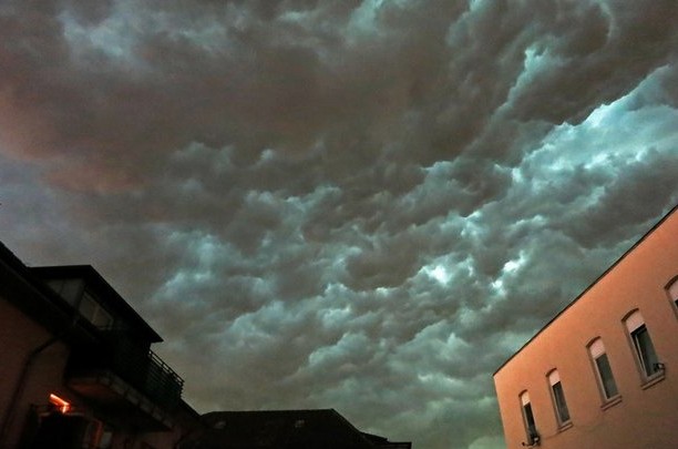 NEWS: Passt auf, es sind Unwetter unterwegs