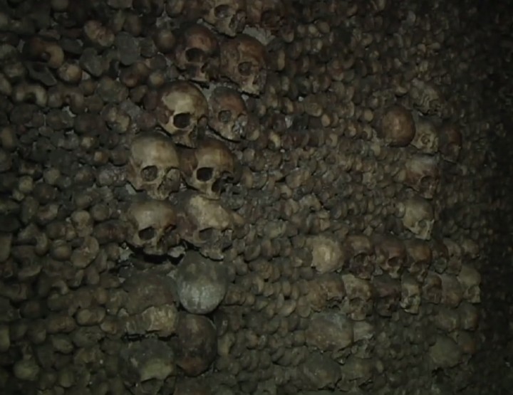 Urban Exploring Worldwide: The Catacombs of Paris