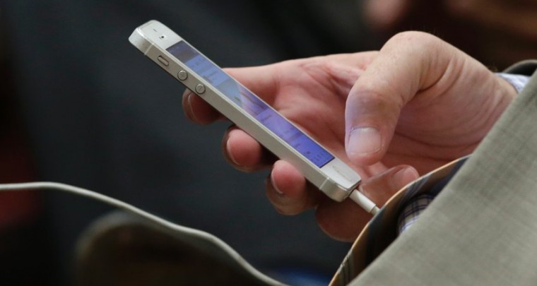 Battle against Smartphone Theft | Smartphone Killswitch is now a law in California!