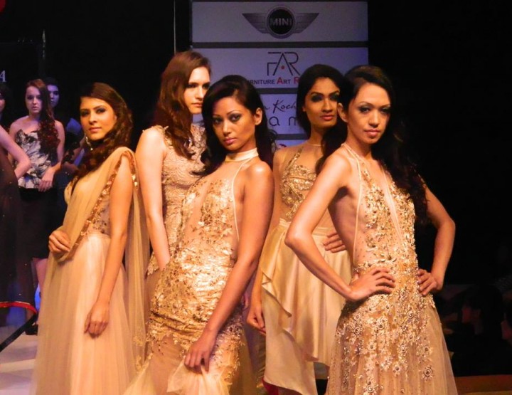 Couture Fashion Week New York September 2014 präsentiert – Amritraj Bora, für Sie