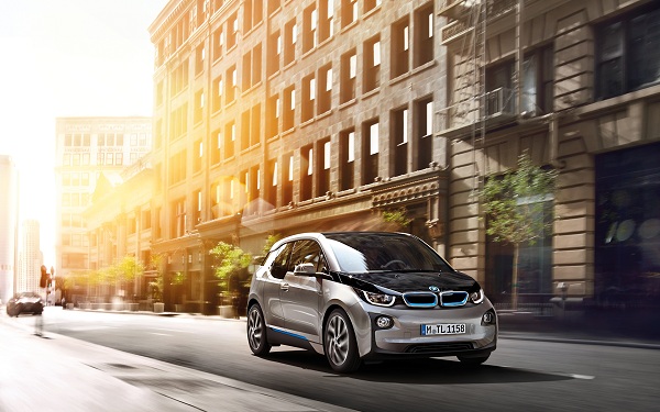 BMW i3 - Electric and Electrifying