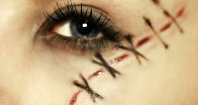 Styling and Beauty Tip Berlin | Halloween Makeup: Stitched Wound