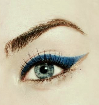 Styling and Beauty Tip Berlin | Blue & Gold Eyeliner