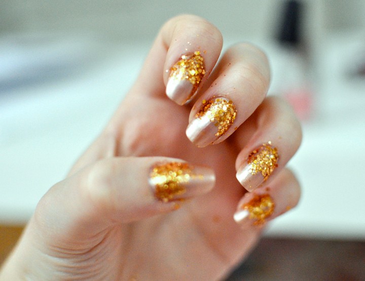 Styling and Beauty Tip Berlin | Gold Glitter Nails