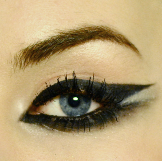 Styling and Beauty Tip Berlin | Black Smokey Cat Eye