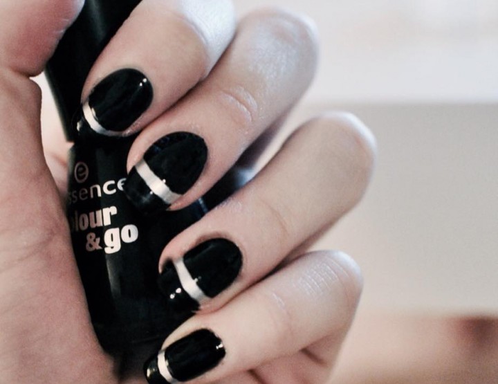 Manicure Monday | Black & Silver Nail Tutorial