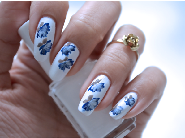 Manicure Monday | NAIL TUTORIAL #Blue Lotus Flowers