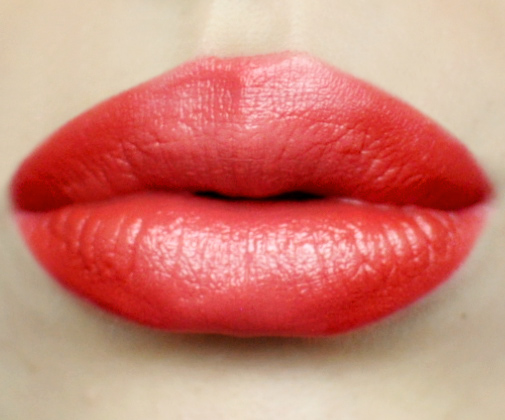Styling and Beauty-Tip Berlin | Plump Coral Lips