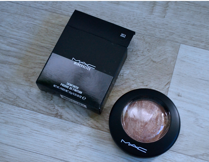 HOT or NOT |Pocket Review: MACs Soft and Gentle Highlighter