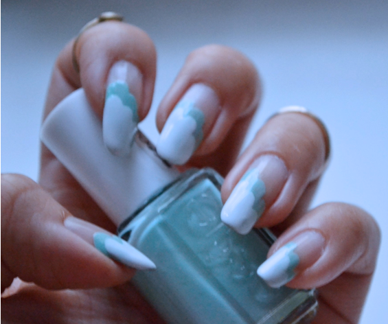 Manicure Monday |NAIL TUTORIAL #Fluffly mint & white clouds
