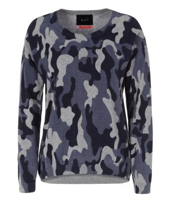 Camouflage Pullover in Blau by Oui