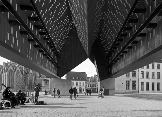 On Tour in Belgien - Faszinierende Architektur
