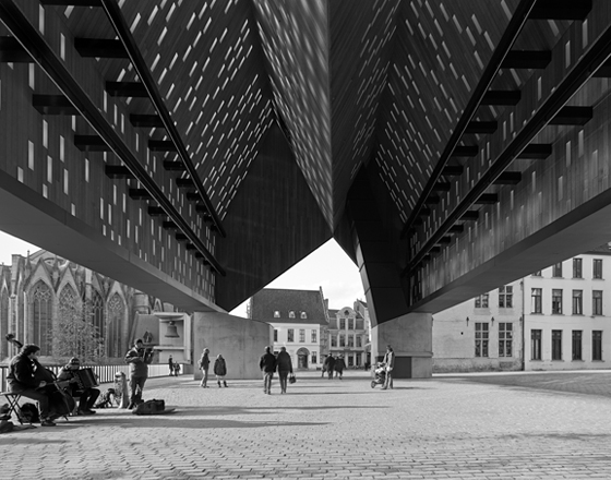 On Tour in Belgien - Faszinierende Architektur