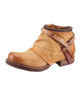 Wildleder Boots in Braun by A.S.98
