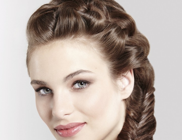 Rock the 2-in-1 braid with Pantene Pro-V