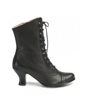 Classical Tracht Boots for Women