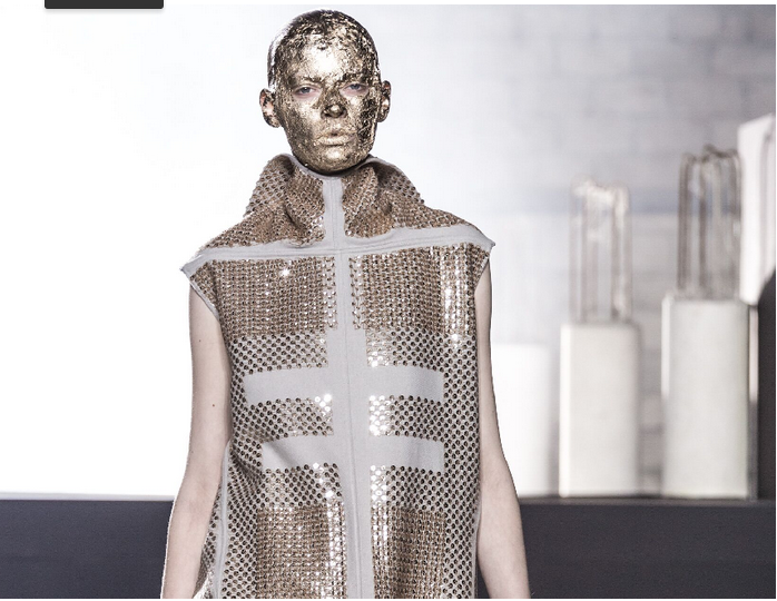 Get futuristic und sculptural with Rick Owens