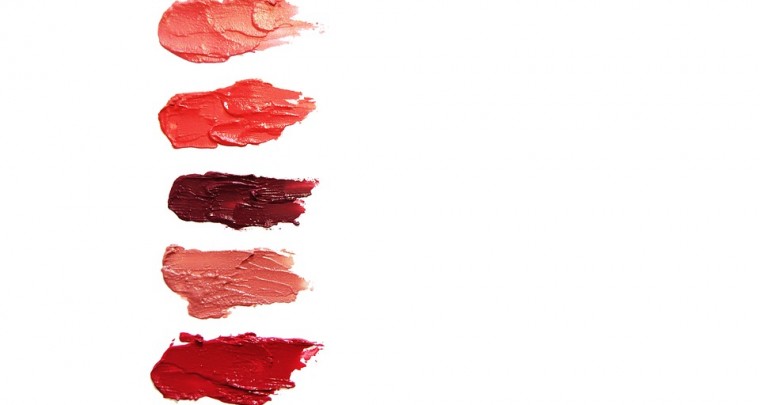 An unconventional beauty hack: How red lipstick can combat dark circles