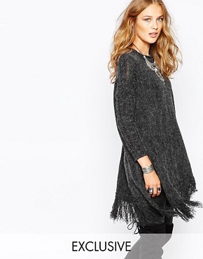 Stitch & Pieces - knitted pullover with tassel hem - tobacco