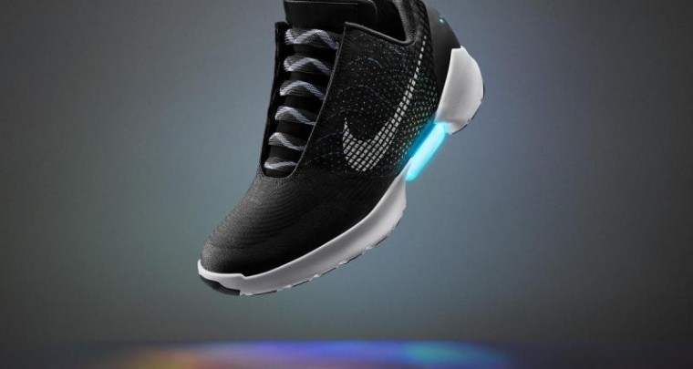 Zurück in die Zukunft mit Nike – Die selbstschnürenden Schuhe Hyper Adapt 1.0