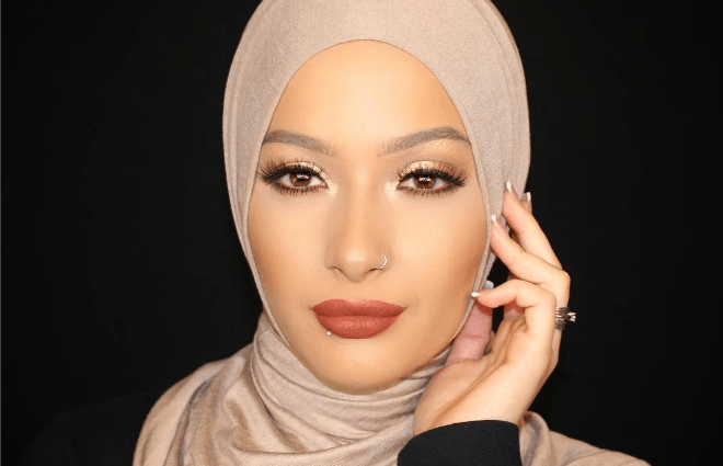 Covergirl goes Hijab