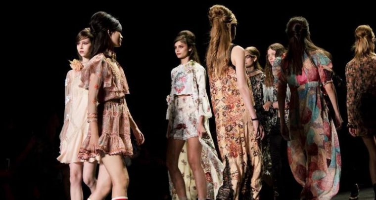 New York Fashion Week Fall Winter 2017 - Anna Sui