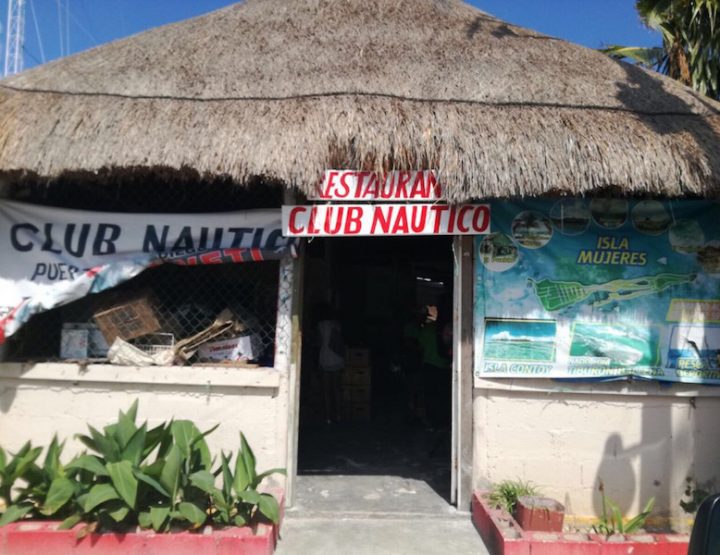 Cancun: Playa del Niño Nautico
