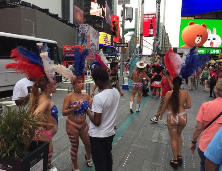 Parade auf den Straßen von Manhattan, New York