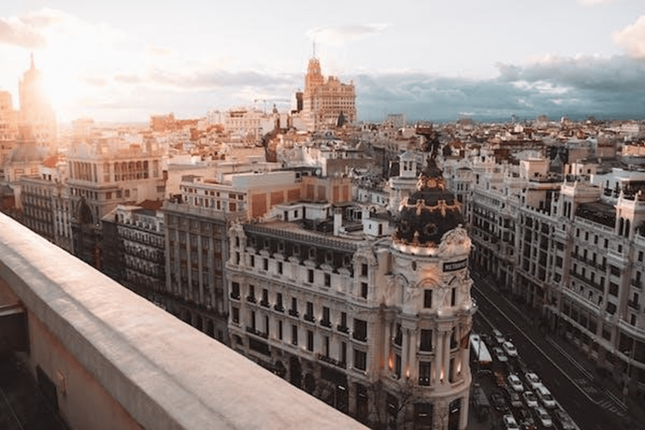 3-tägige Reiseroute in Madrid mit Empfehlungen,Aktivitäten, Essen, Unterkunft, Transport und vieles mehr.
